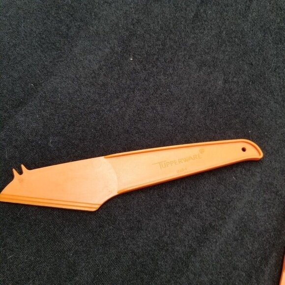 Vintage Tupperware Food Glamorizer Cheese Knife Cutter Spreader Orange 1223-2 - Picture 2 of 5
